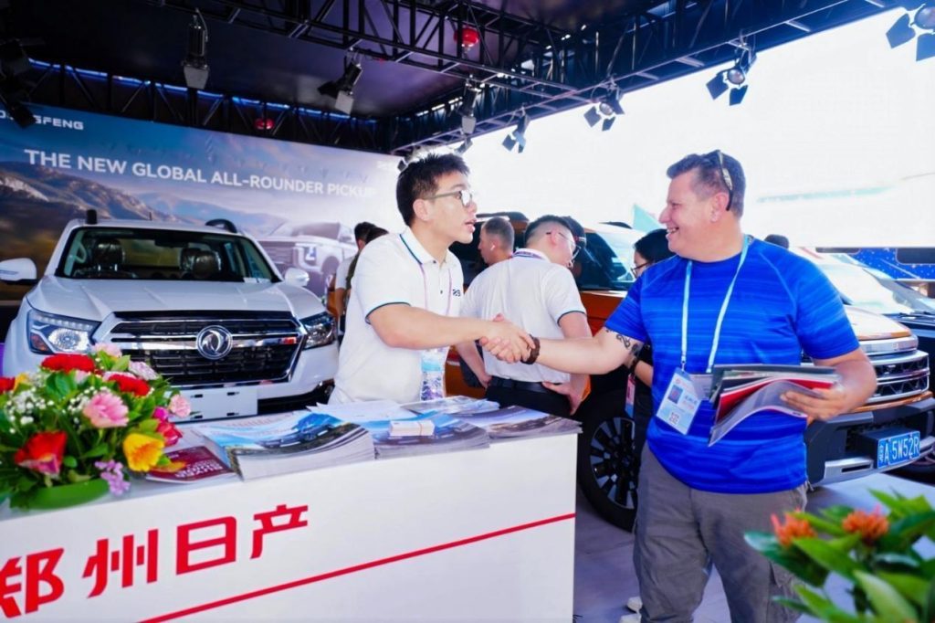Dongfeng Pickup Division Showcases Three Models at the 138th Canton Fair
